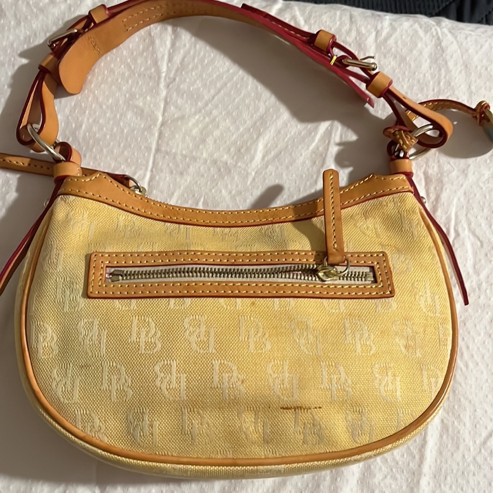 💛Dooney and Burke Yellow Pouchette💛